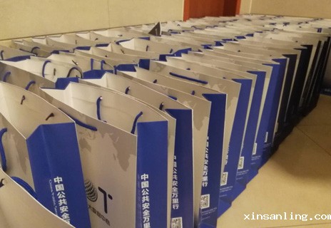 制作精美的中国公共安全万里行手提资料袋
